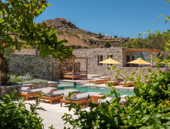 Mykonos Drops Rooms and Suites